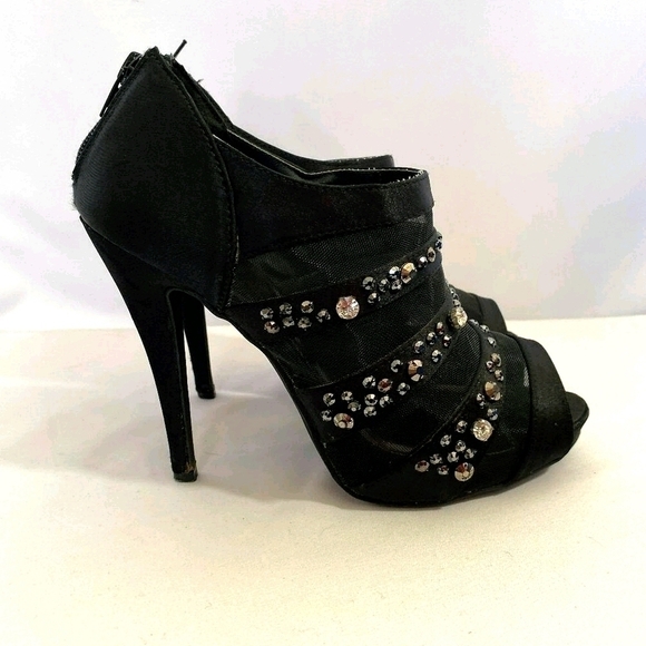 Worthington Black Mesh & Rhinestone Studded Heels - Picture 1 of 11